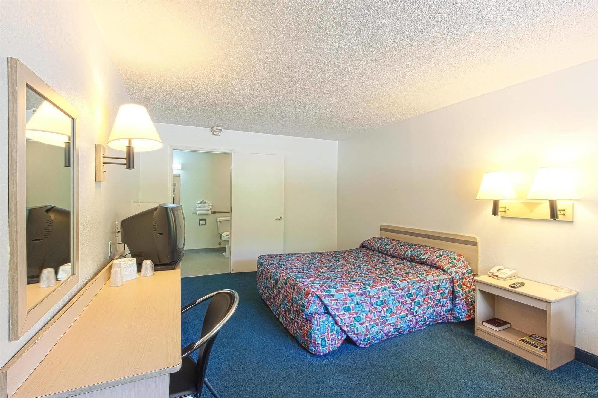 Motel 6 Chattanooga East Luaran gambar